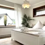 Apartmenthaus Costal - Costal 1, Mit Garten, Umzaeunt *