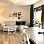 Apartmenthaus Costal - Costal 1, Mit Garten, Umzaeunt *