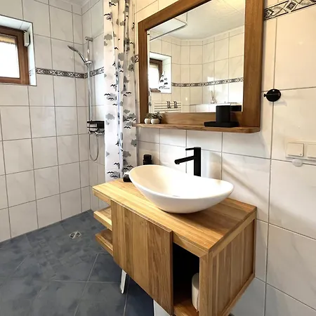 Apartmenthaus Costal - Costal 1, Mit Garten, Umzaeunt Appartement