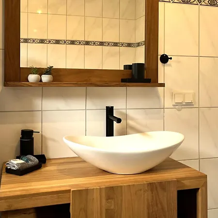 Appartement Apartmenthaus Costal - Costal 1, Mit Garten, Umzaeunt Grömitz
