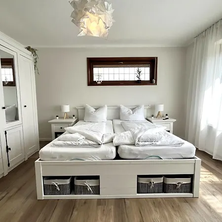 Apartmenthaus Costal - Costal 1, Mit Garten, Umzaeunt Groemitz