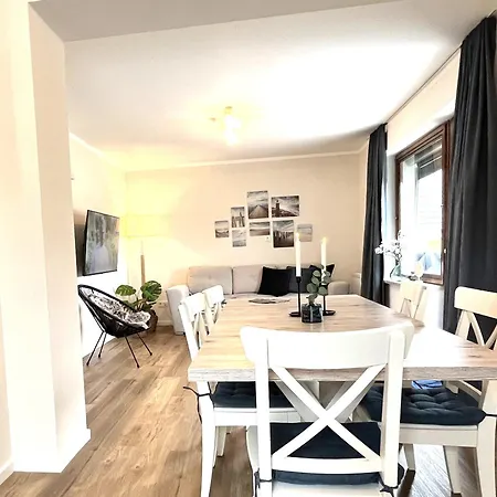Apartmenthaus Costal - Costal 1, Mit Garten, Umzaeunt Apartment Groemitz