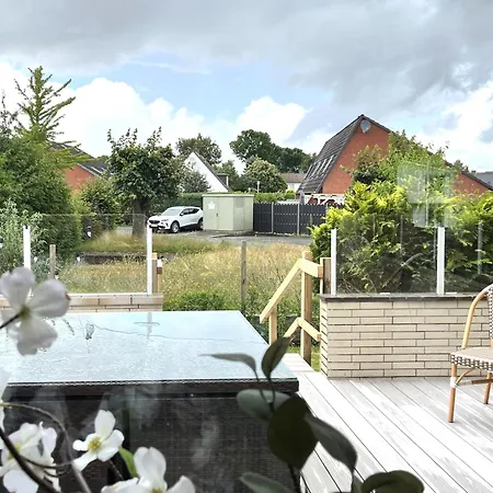 Apartmenthaus Costal - Costal 1, Mit Garten, Umzaeunt Grömitz
