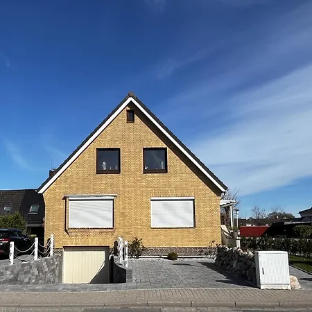 Apartmenthaus Costal - Costal 1, Mit Garten, Umzaeunt * Grömitz